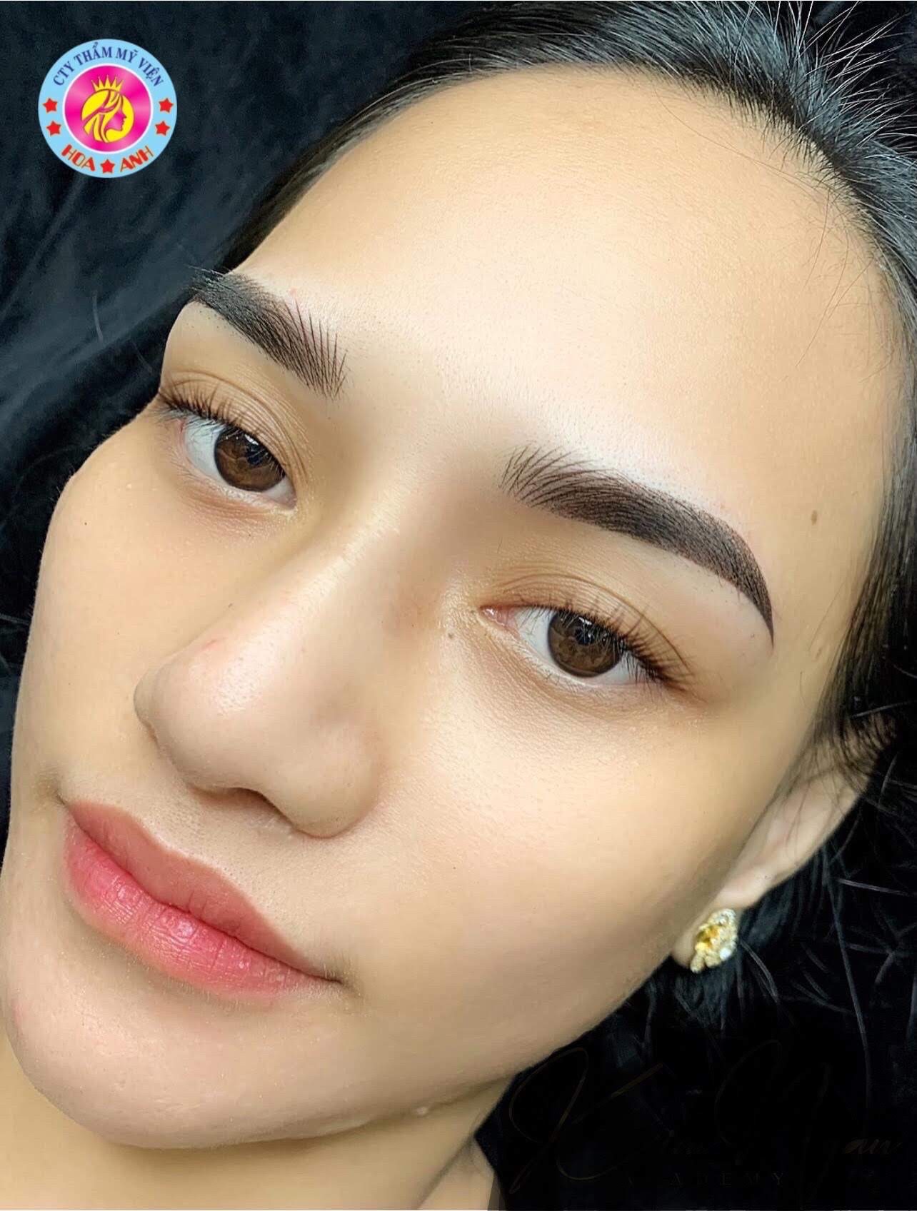 phun thêu chân mày
